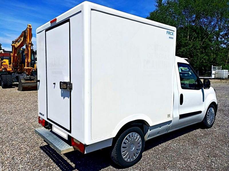Fiat DOBLO 1.3MJet FRIGO 0...+8 grade - 2017 - 9.950 EUR - imagine 2