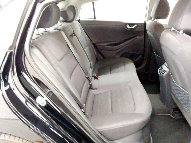 Hyundai IONIQ HYBRID 1.6 benzina - rate, leasing, cash - 2019 - 13.800 EUR - imagine 10