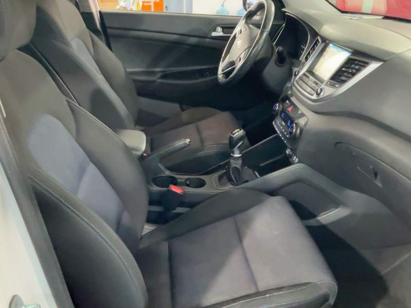 Hyundai Tucson 1.6 benzina - cutie manuala, rate, garantie - 2016 - 10.690 EUR - imagine 12