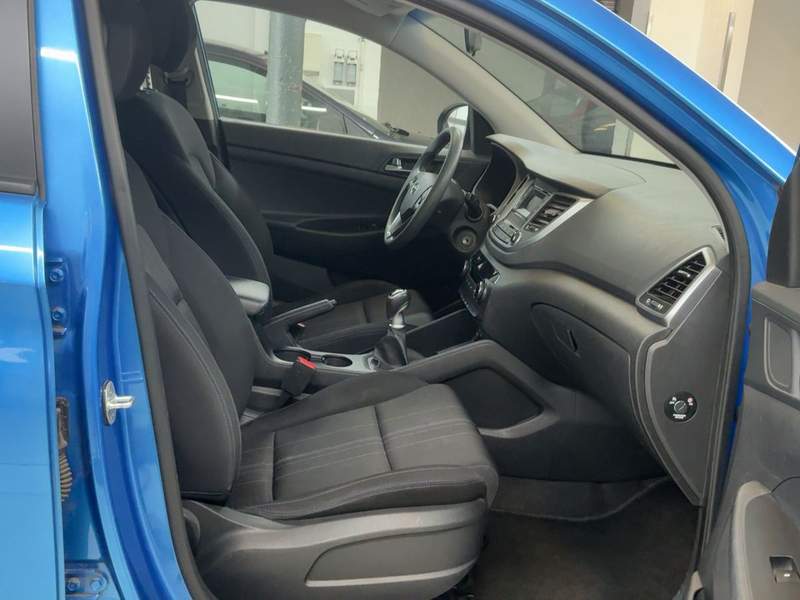 Hyundai Tucson 1.6 benzina, manual, rate, garantie - 2016 - 9.650 EUR - imagine 12