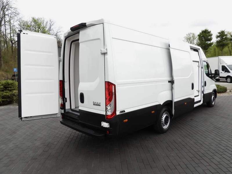 Iveco Daily Frigo congelare si refrigerare - doua camere - 2021 - 29.590 EUR - imagine 7