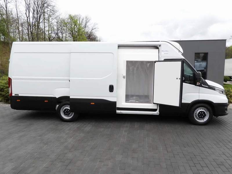 Iveco Daily Frigo congelare si refrigerare - doua camere - 2021 - 29.590 EUR - imagine 3