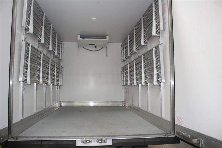 Iveco DAILY FRIGO - Roti duble - 2019 - 21.700 EUR - imagine 4