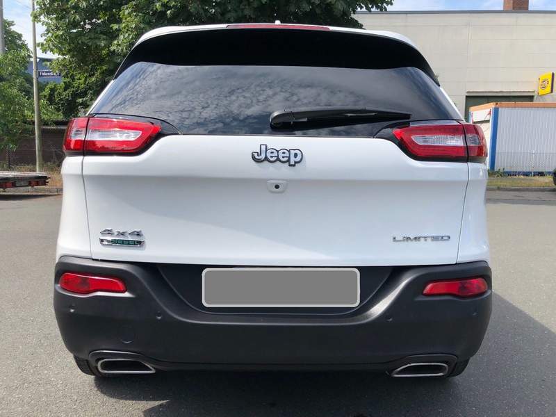 Jeep Cherokee 2.0L AUTOMATIK, piele, navigatie - 2015 - 18.445 EUR - imagine 13