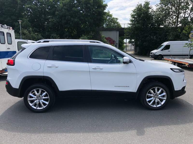 Jeep Cherokee 2.0L AUTOMATIK, piele, navigatie - 2015 - 18.445 EUR - imagine 14