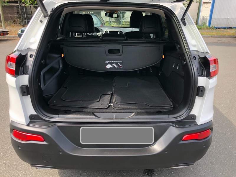 Jeep Cherokee 2.0L AUTOMATIK, piele, navigatie - 2015 - 18.445 EUR - imagine 12