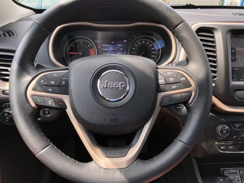 Jeep Cherokee 2.0L AUTOMATIK, piele, navigatie - 2015 - 18.445 EUR - imagine 8