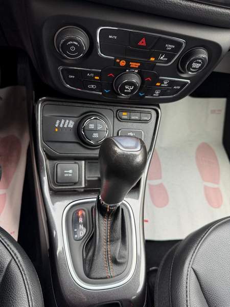 Jeep COMPASS 4x4 1.3 Hybrid - rate, leasing - 2021 - 13.200 EUR - imagine 12