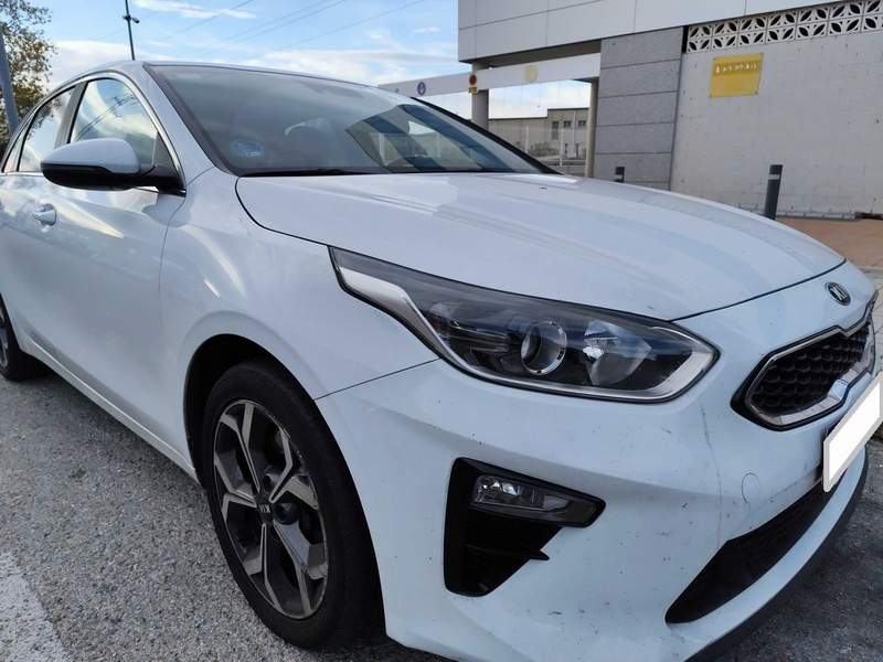 Kia CEED 1,6CRDi EURO6 - rate, avans zero - 2019 - 7.100 EUR - imagine 3