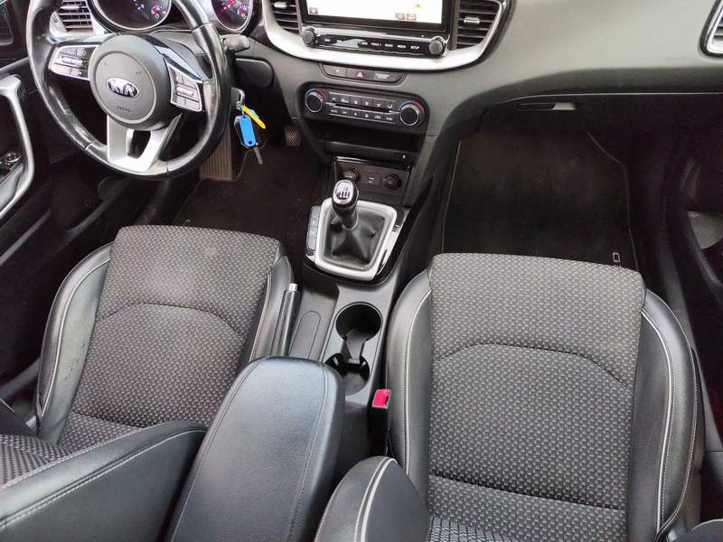 Kia CEED 1,6CRDi EURO6 - rate, avans zero - 2019 - 7.100 EUR - imagine 9