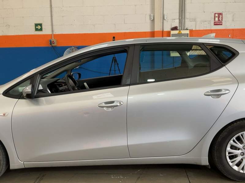 Kia Ceed 1.4CRDi EURO 6 - rate, garantie, avans zero - 2017 - 8.300 EUR - imagine 2