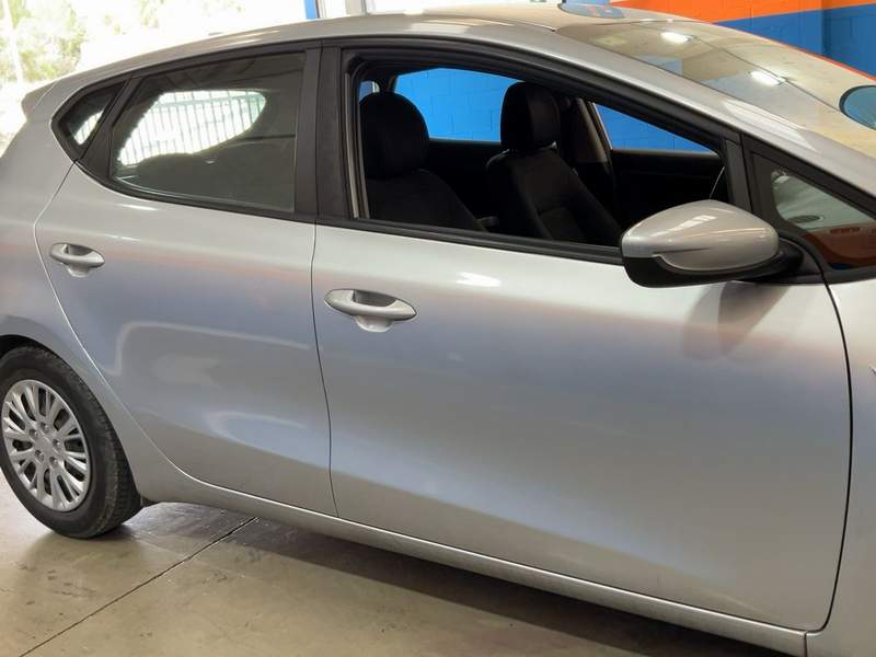 Kia Ceed 1.4CRDi EURO 6 - rate, garantie, avans zero - 2017 - 8.300 EUR - imagine 6