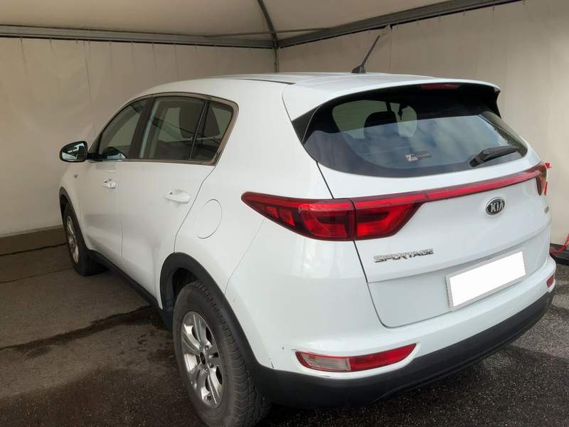 Kia Sportage 1.7 CRDi rate, leasing, garantie - 2018 - 10.500 EUR - imagine 4