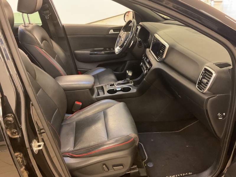 Kia SPORTAGE automat SUV 4x4 - rate, avans 0 - 2019 - 13.700 EUR - imagine 12