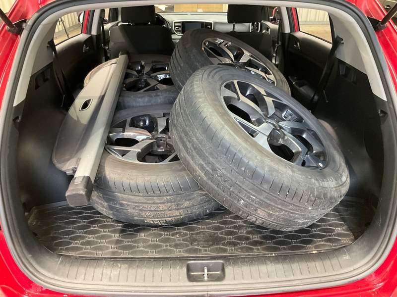 Kia Sportage Mild Hybrid 4x4 1.6CRDi - rate, avans zer - 2019 - 16.250 EUR - imagine 9