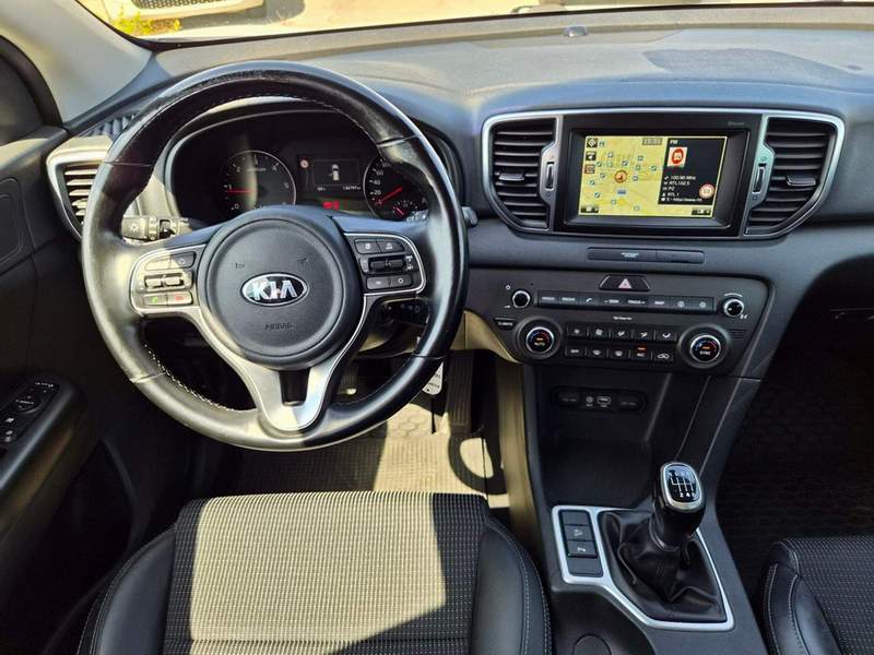 Kia Sportage 1.7 CRDi rate, avans zero - 2016 - 11.750 EUR - imagine 6