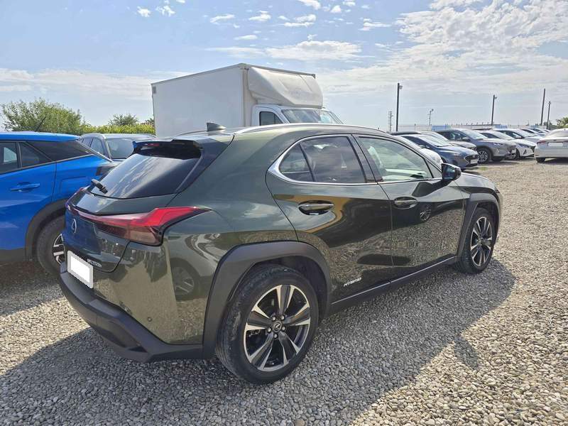 Lexus UX 2.0 Hybrid automat , leasing, rate, garantie - 2021 - 20.850 EUR - imagine 4