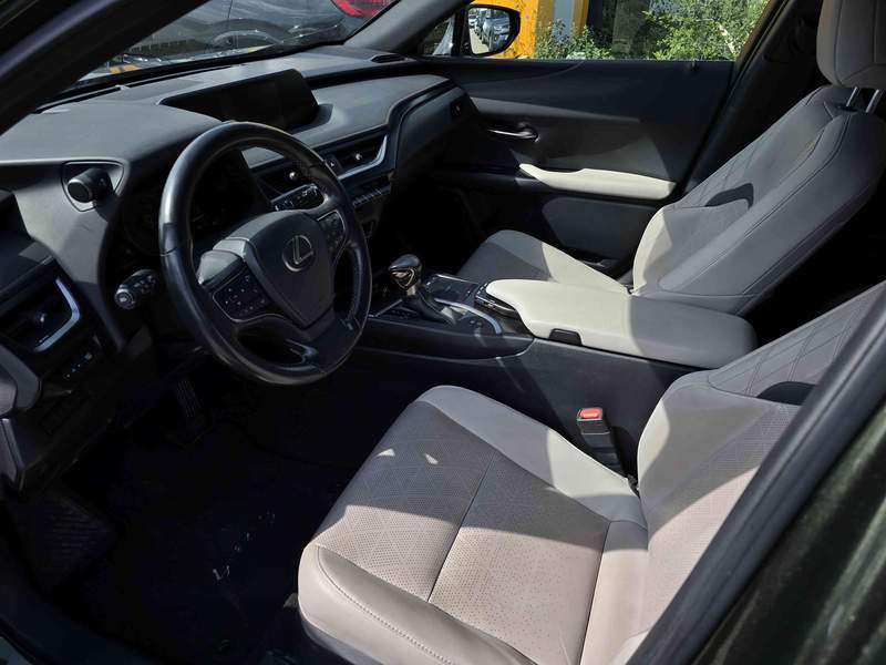 Lexus UX 2.0 Hybrid automat , leasing, rate, garantie - 2021 - 20.850 EUR - imagine 6