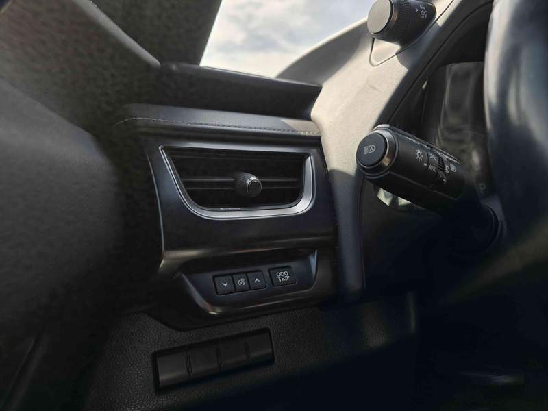 Lexus UX 2.0 Hybrid automat , leasing, rate, garantie - 2021 - 20.850 EUR - imagine 10