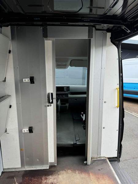 MAN TGE 3140 VAN - rate, leasing max. 5 ani - 2019 - 13.800 EUR - imagine 6