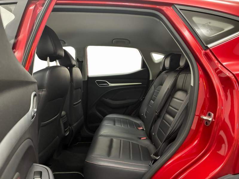 MG ZS Luxury 1.5 benzina, rate, leasing, garantie - 2023 - 14.500 EUR - imagine 7