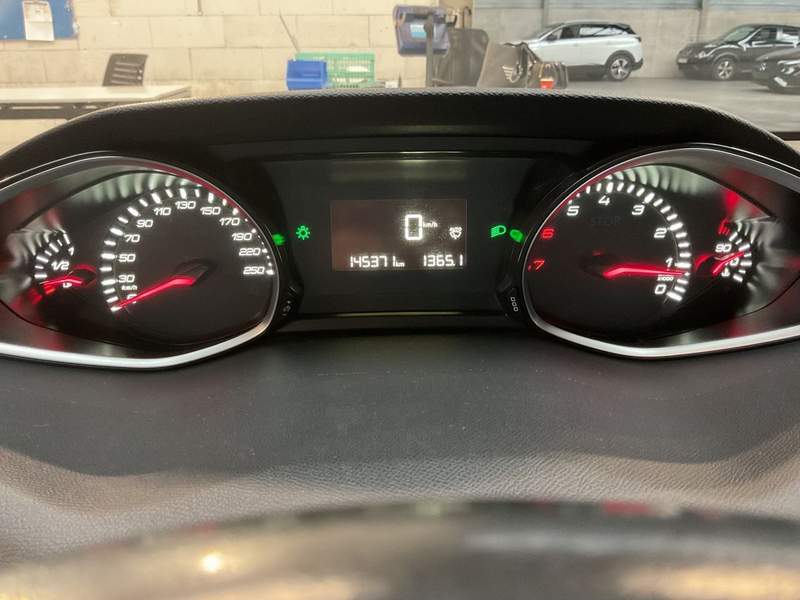 Peugeot 308 benzina EURO6, ideala Bolt, rate, avans zero - 2019 - 7.975 EUR - imagine 13