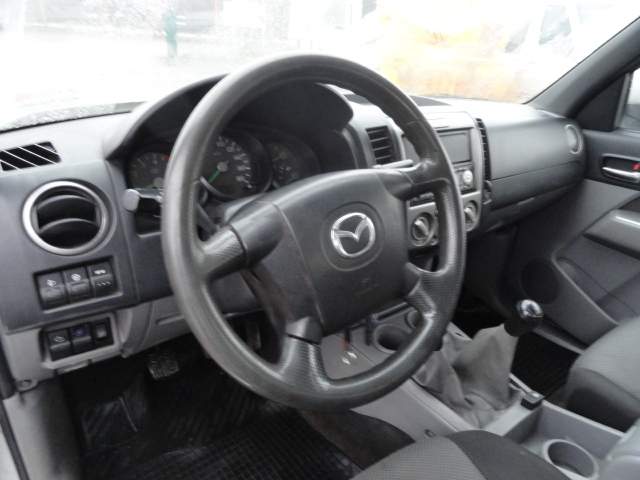 Mazda BT50 cabina dubla - 2010 - 9.850 EUR - imagine 3