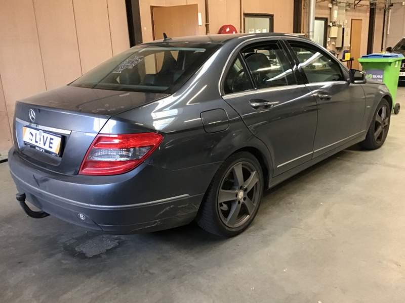Mercedes-Benz C Klasse berlina 2.2CDi EURO5 - 2011 - 10.450 EUR - imagine 2