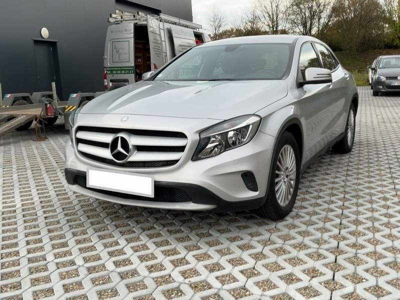 Mercedes-Benz GLA 2.2CDi BUSINESS manual - rate, garantie - 2015 - 13.450 EUR
