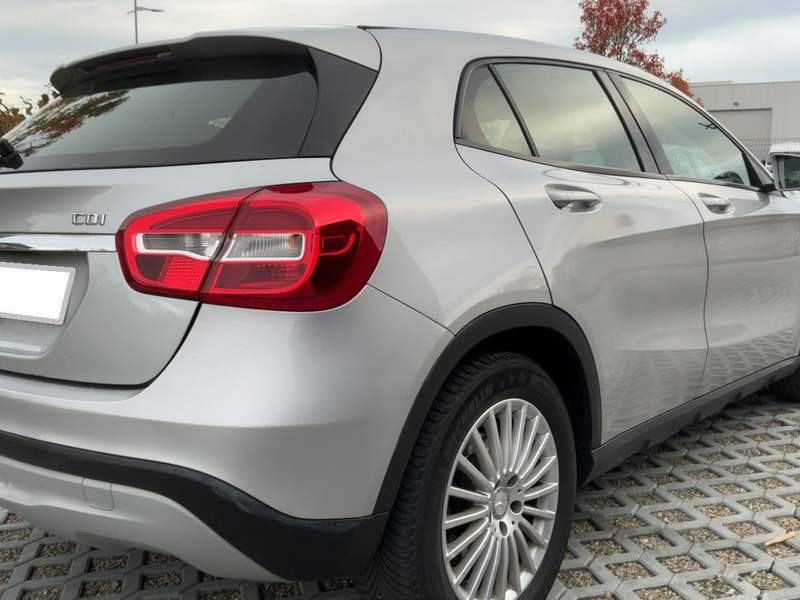 Mercedes-Benz GLA 2.2CDi BUSINESS manual - rate, garantie - 2015 - 13.450 EUR - imagine 6