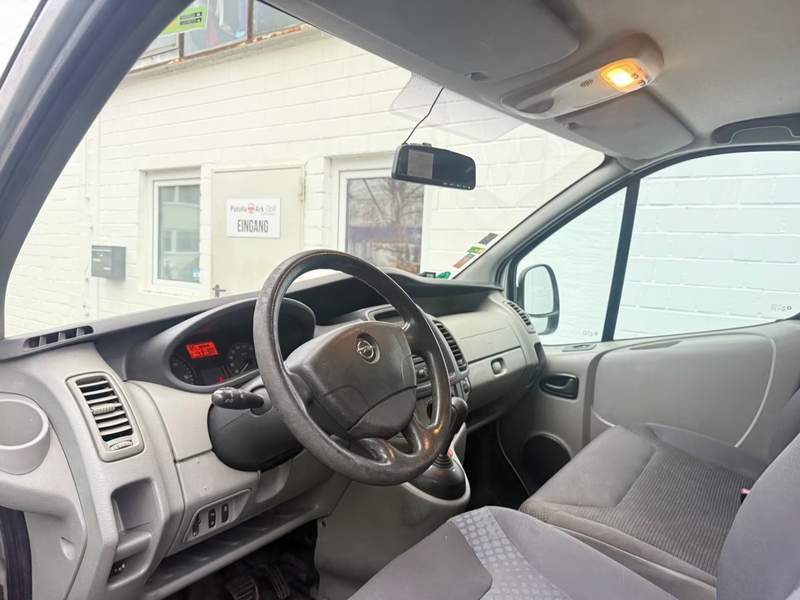 Opel Vivaro microbuz 9 locuri - rate, avans zero - 2012 - 8.500 EUR - imagine 13
