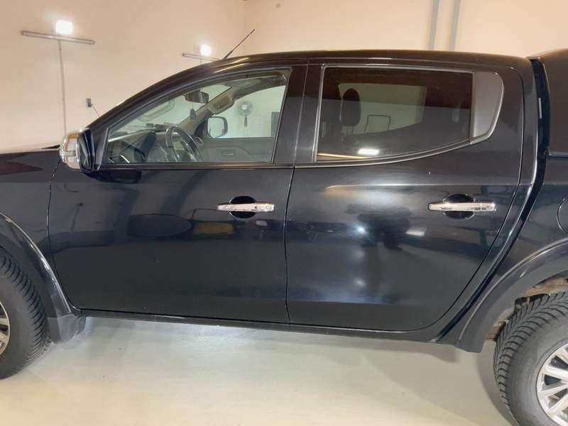 Mitsubishi L200 2.4Di-D Pick-up 4x4 EURO6 - rate, garantie - 2016 - 18.650 EUR - imagine 2