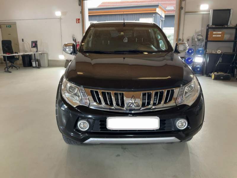 Mitsubishi L200 2.4Di-D Pick-up 4x4 EURO6 - rate, garantie - 2016 - 18.650 EUR - imagine 8