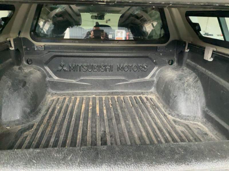 Mitsubishi L200 2.4Di-D Pick-up 4x4 EURO6 - rate, garantie - 2016 - 18.650 EUR - imagine 9