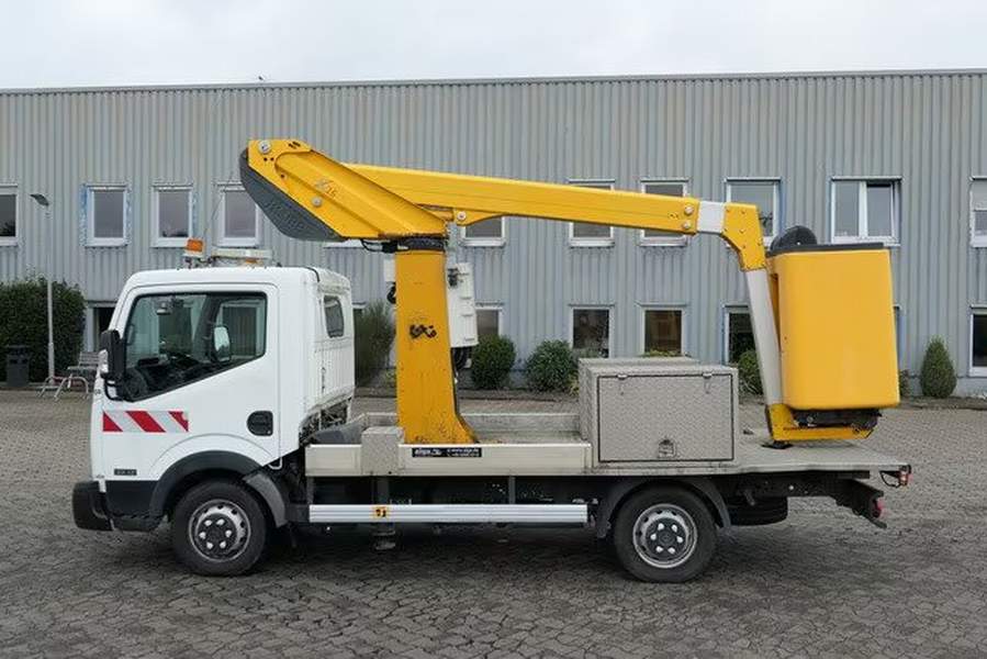 Nissan CABSTAR cu nacela 11 m inaltime de lucru - AC - 2015 - 17.900 EUR - imagine 10