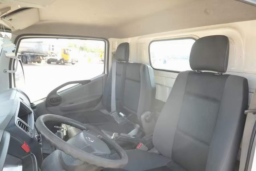 Nissan CABSTAR cu nacela 11 m inaltime de lucru - AC - 2015 - 17.900 EUR - imagine 11