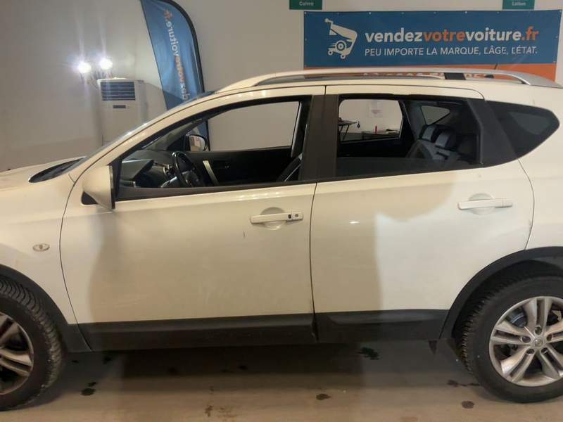 Nissan Qashqai 1.6DCi 4x4 - rate, avans zero - 2013 - 8.400 EUR - imagine 2