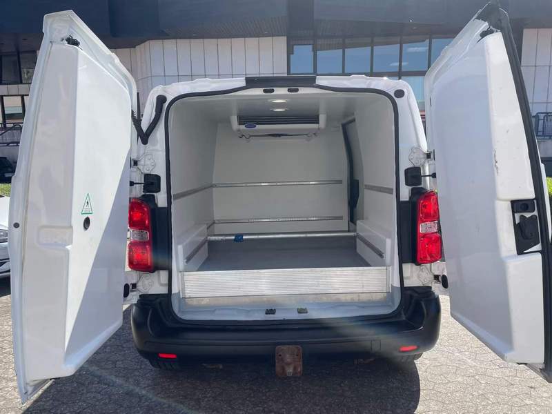 Opel VIVARO Frigo in leasing, rate, garantie 12 luni - 2020 - 21.550 EUR - imagine 11