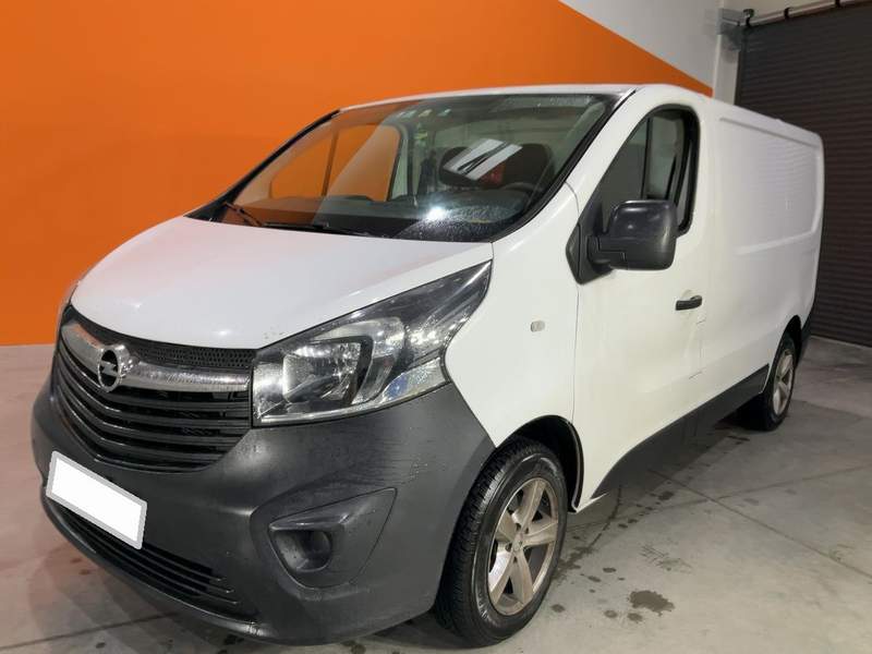 Opel VIVARO EURO6 cu AC in LEASING, RATE - 2017 - 8.800 EUR