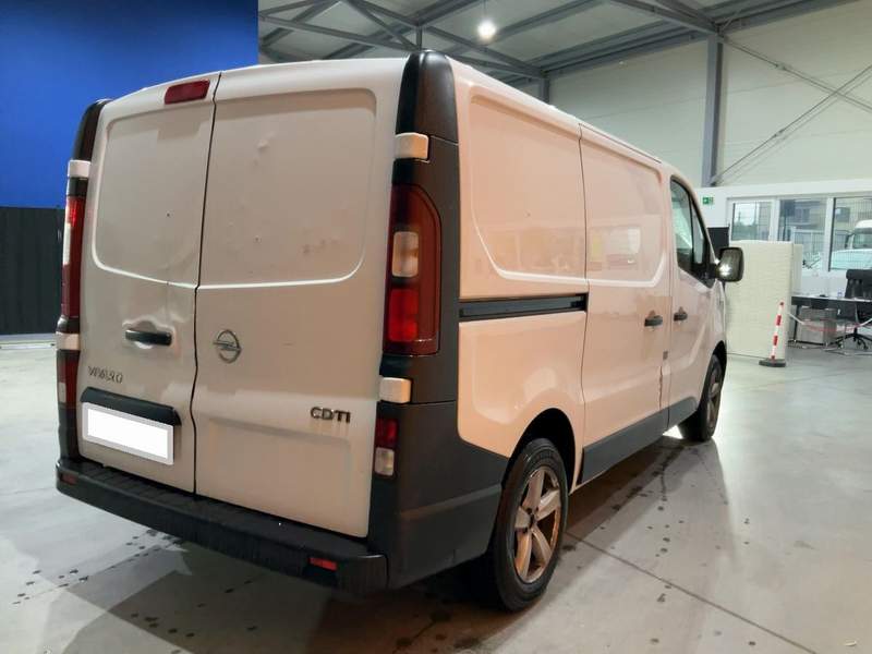 Opel VIVARO EURO6 cu AC in LEASING, RATE - 2017 - 8.800 EUR - imagine 5