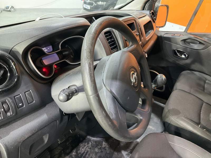 Opel VIVARO EURO6 cu AC in LEASING, RATE - 2017 - 8.800 EUR - imagine 13