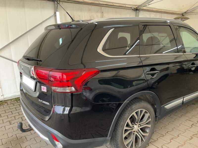 Mitsubishi Outlander SUV 7 locuri - rate, avans zero - 2016 - 8.900 EUR - imagine 6