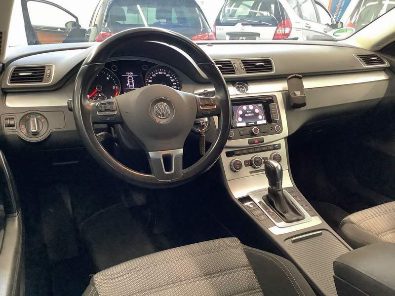 Volkswagen PASSAT CC 2.0TDi DSG - 2012 - 12.500 EUR - imagine 13
