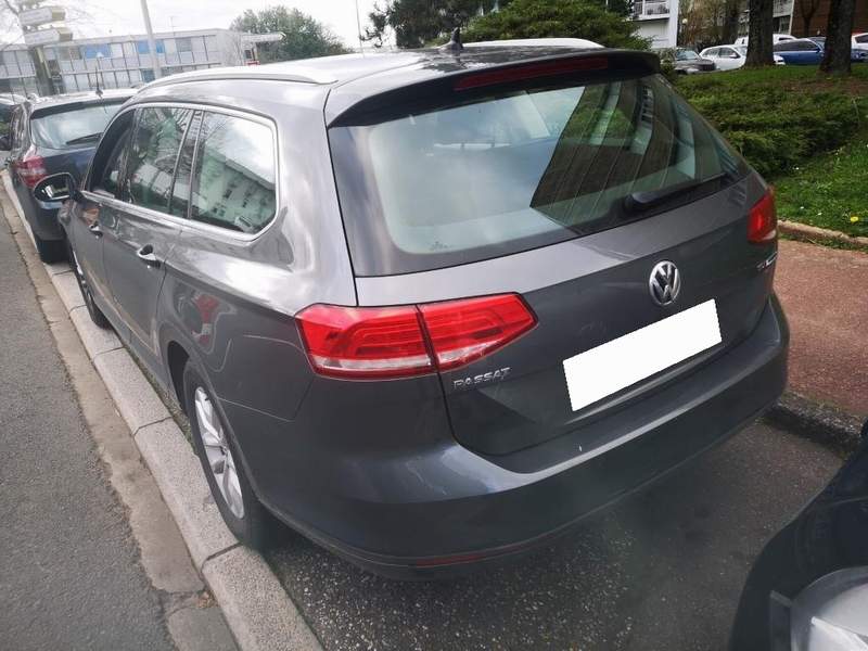 Volkswagen PASSAT 1.6TDi break manual EURO6 - 2016 - 12.150 EUR - imagine 4