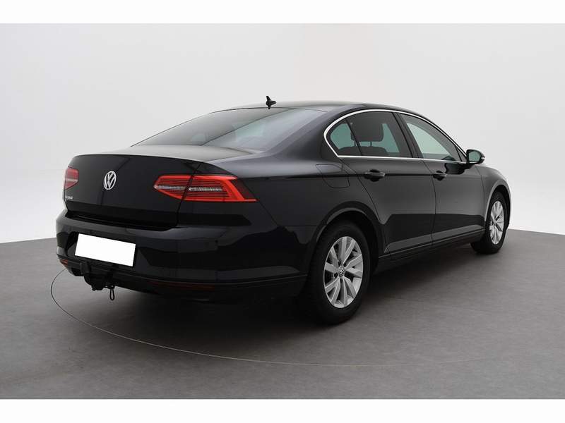 Volkswagen PASSAT 1.6TDi Berlina - EURO6 - 2018 - 13.450 EUR - imagine 2