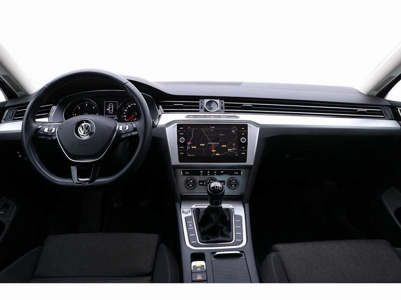 Volkswagen PASSAT 1.6TDi Berlina - EURO6 - 2018 - 13.450 EUR - imagine 8