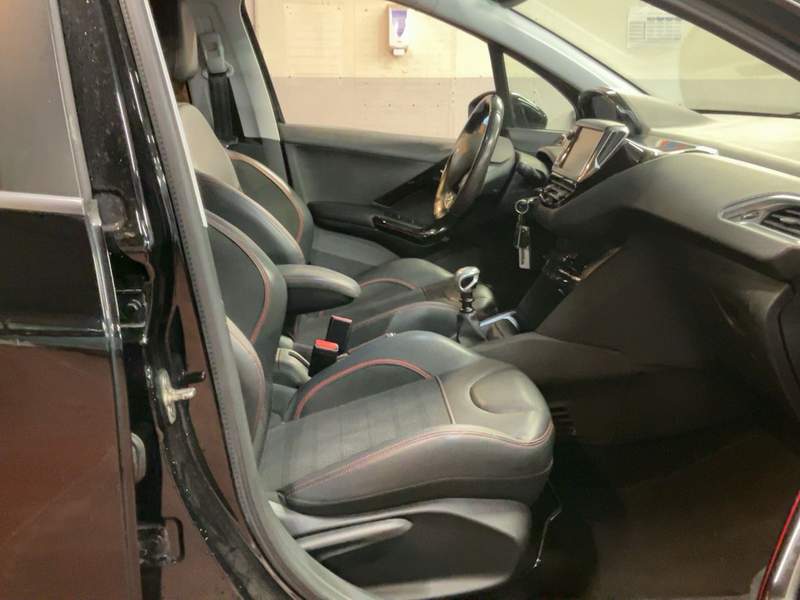 Peugeot 208 GT Line benzina, cutie manuala - rate, avans z - 2019 - 7.450 EUR - imagine 13