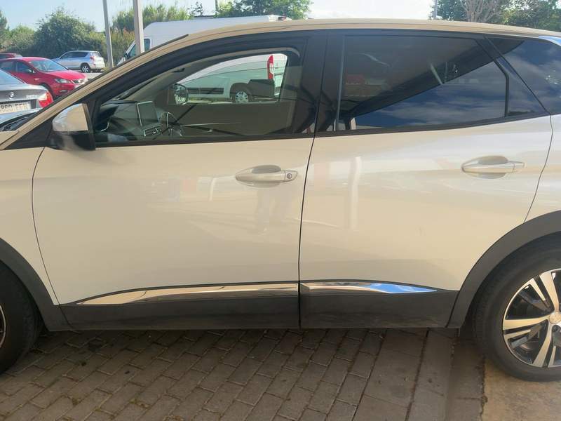 Peugeot 3008 1.2L benzina EURO6 - rate, avans 0, garantie - 2018 - 11.050 EUR - imagine 2