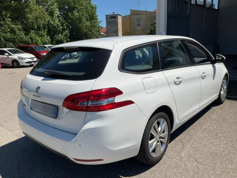 Peugeot 308 1.5L Diesel Automat -  rate, avans zero, garan - 2019 - 7.990 EUR - imagine 5