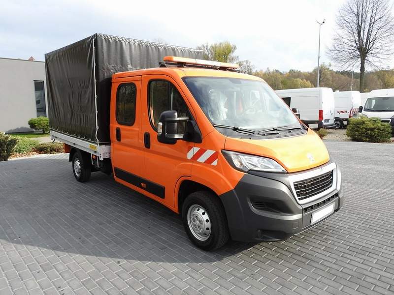 Peugeot Boxer 2.2L - bena, prelata, 7 locuri - leasing - 2020 - 14.850 EUR - imagine 3